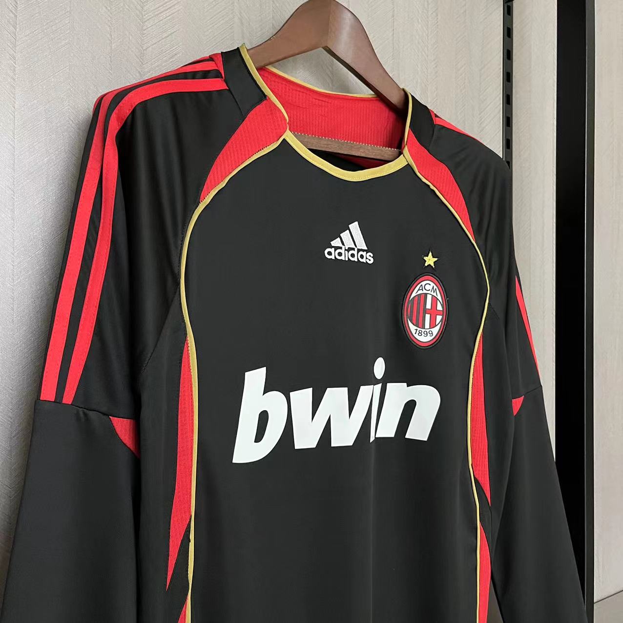 06/07 MILAN LONG SLEEVE RETRO