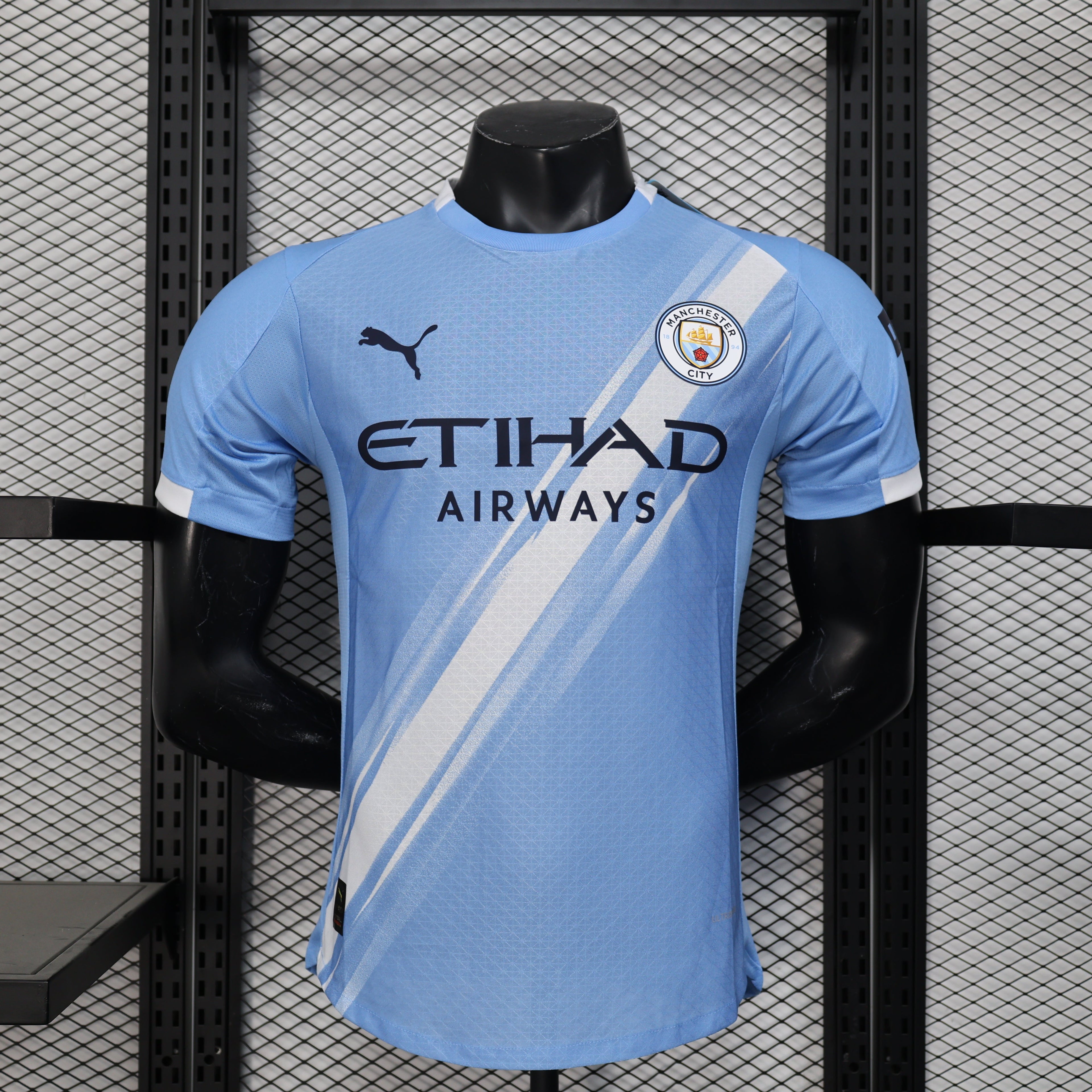 25/26 MANCHESTER CITY HOME PLAYER VERSION