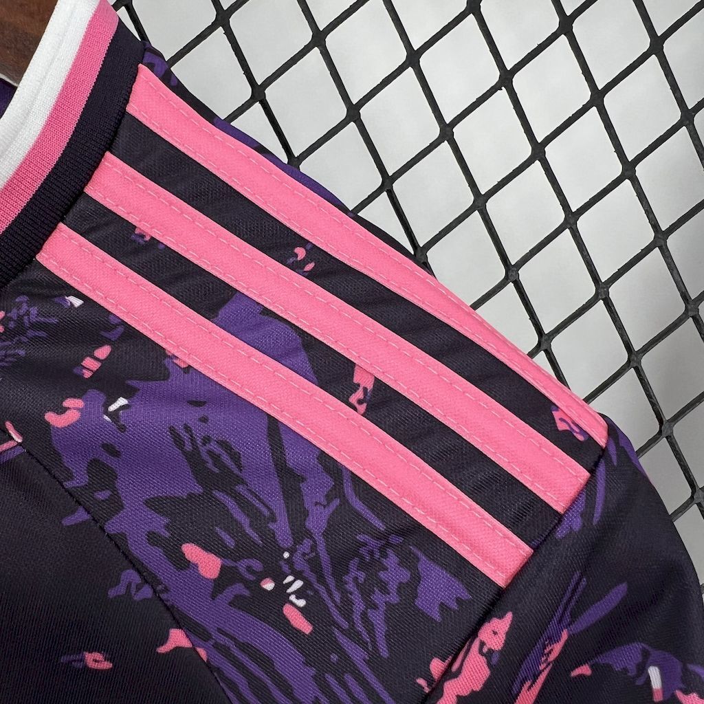 Maillot Real Madrid Concept Violet 2024/2025