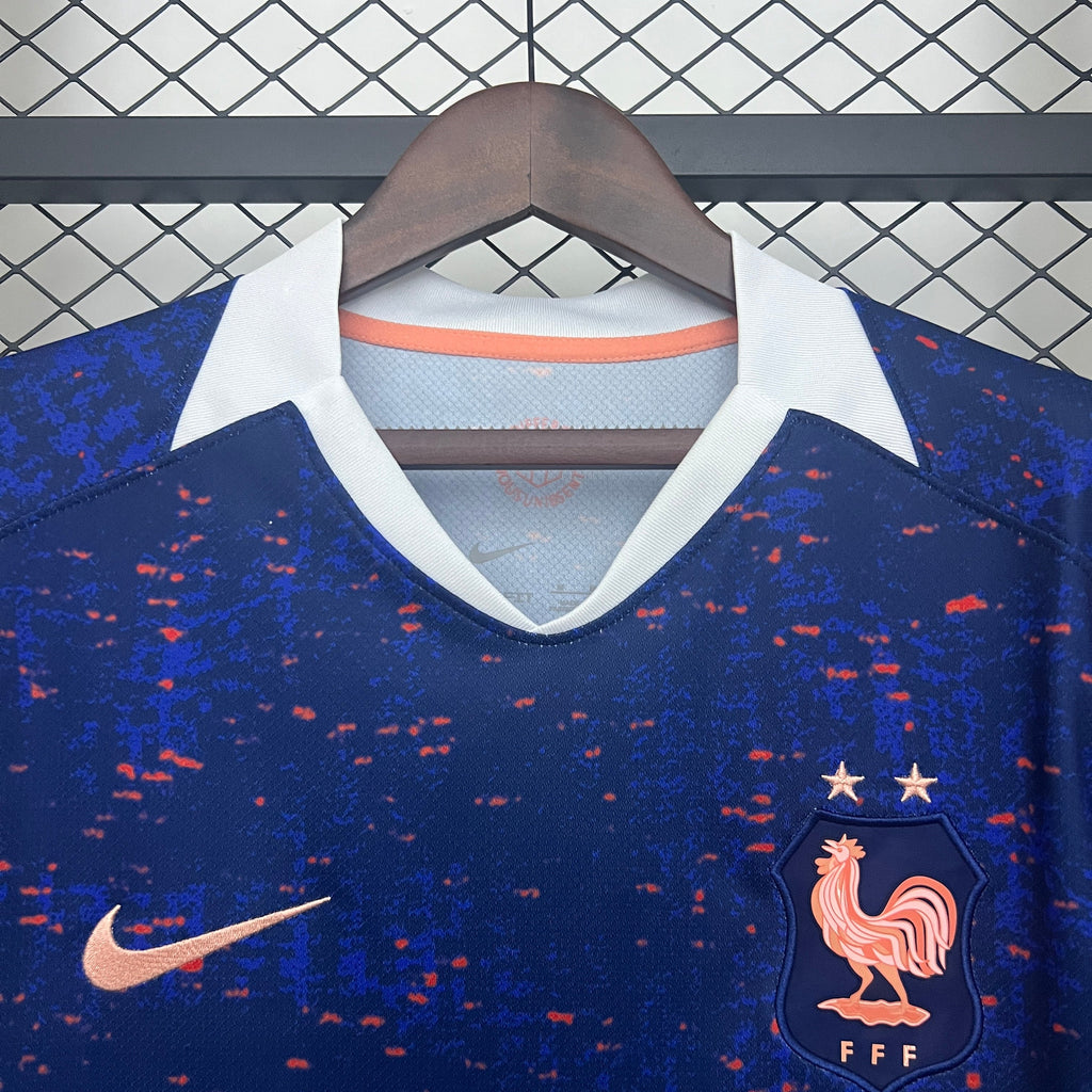 2025 FRANCE HOME