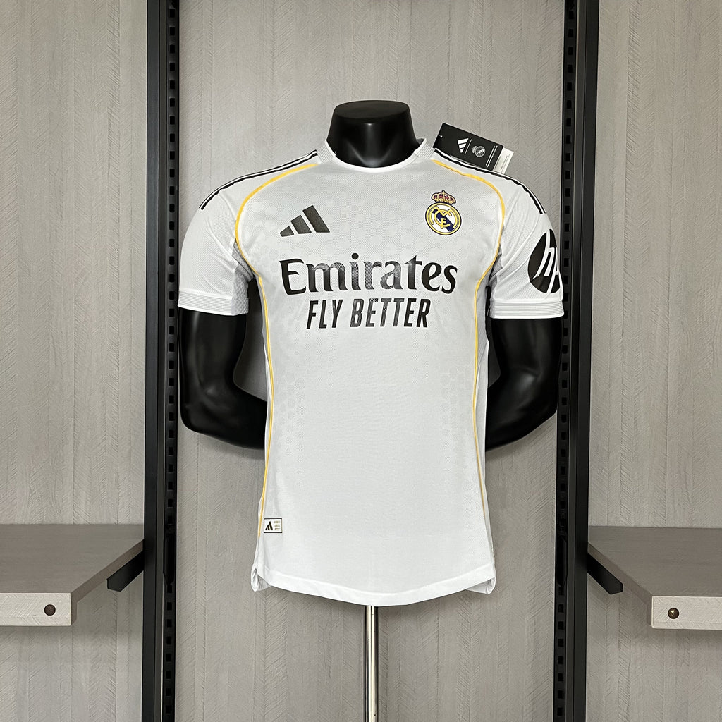 25/25 REAL MADRID HOME PLAYER VERSION