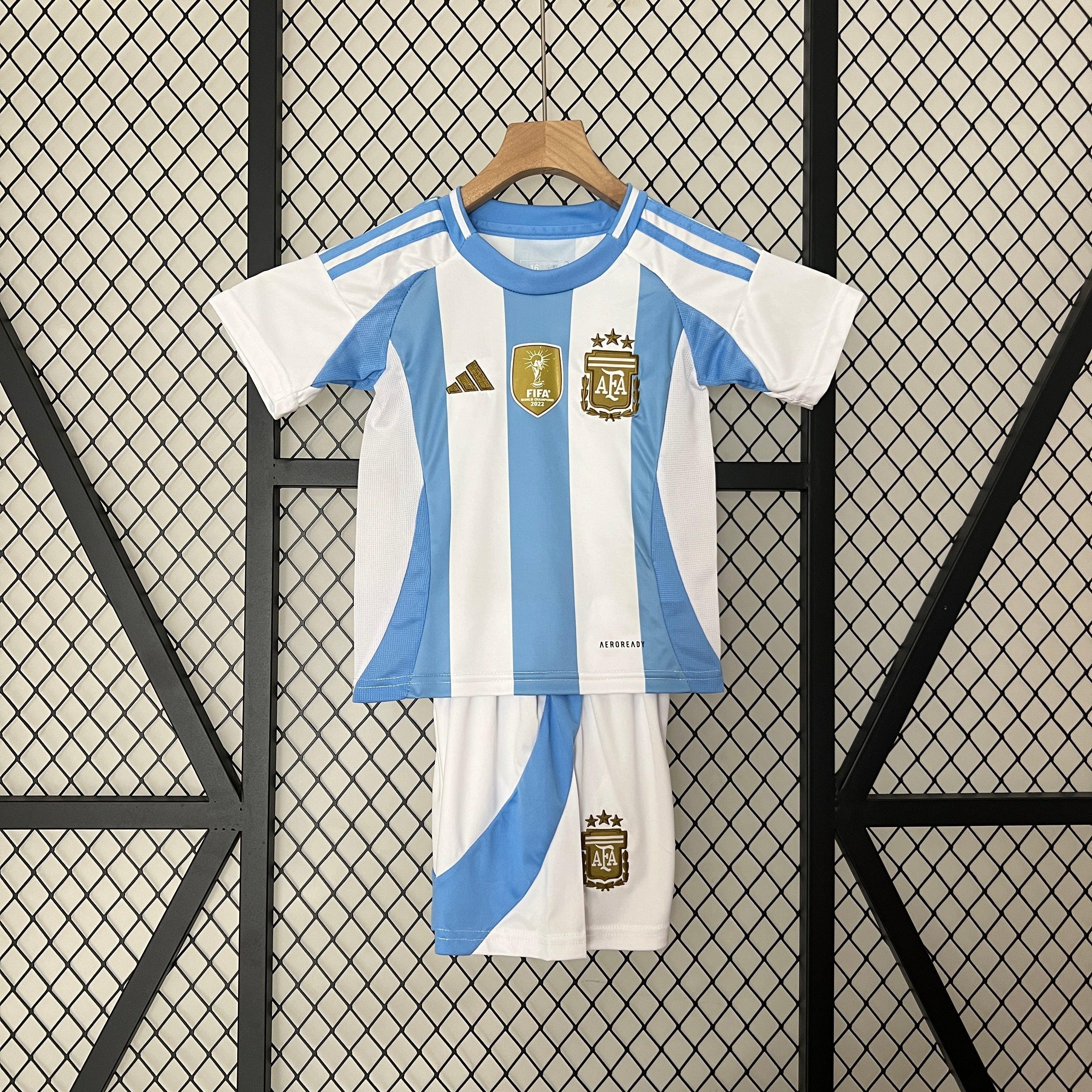JERSEY ARGENTINA CUP AMERICA 2024 KIDS KIT