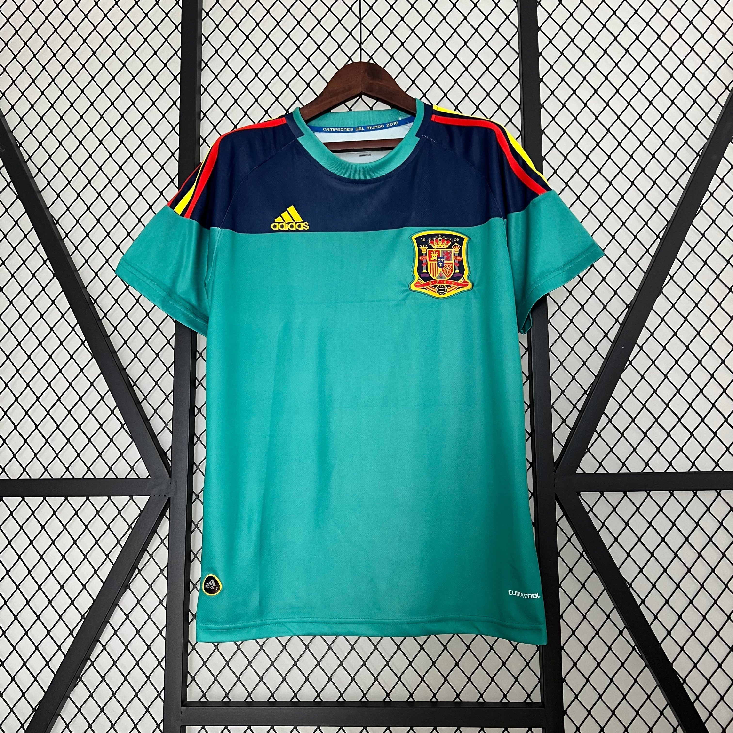 SPAIN GOALKEEPER/GOALKEEPER WORLDWIDE I 2010 MEN (RETRO)