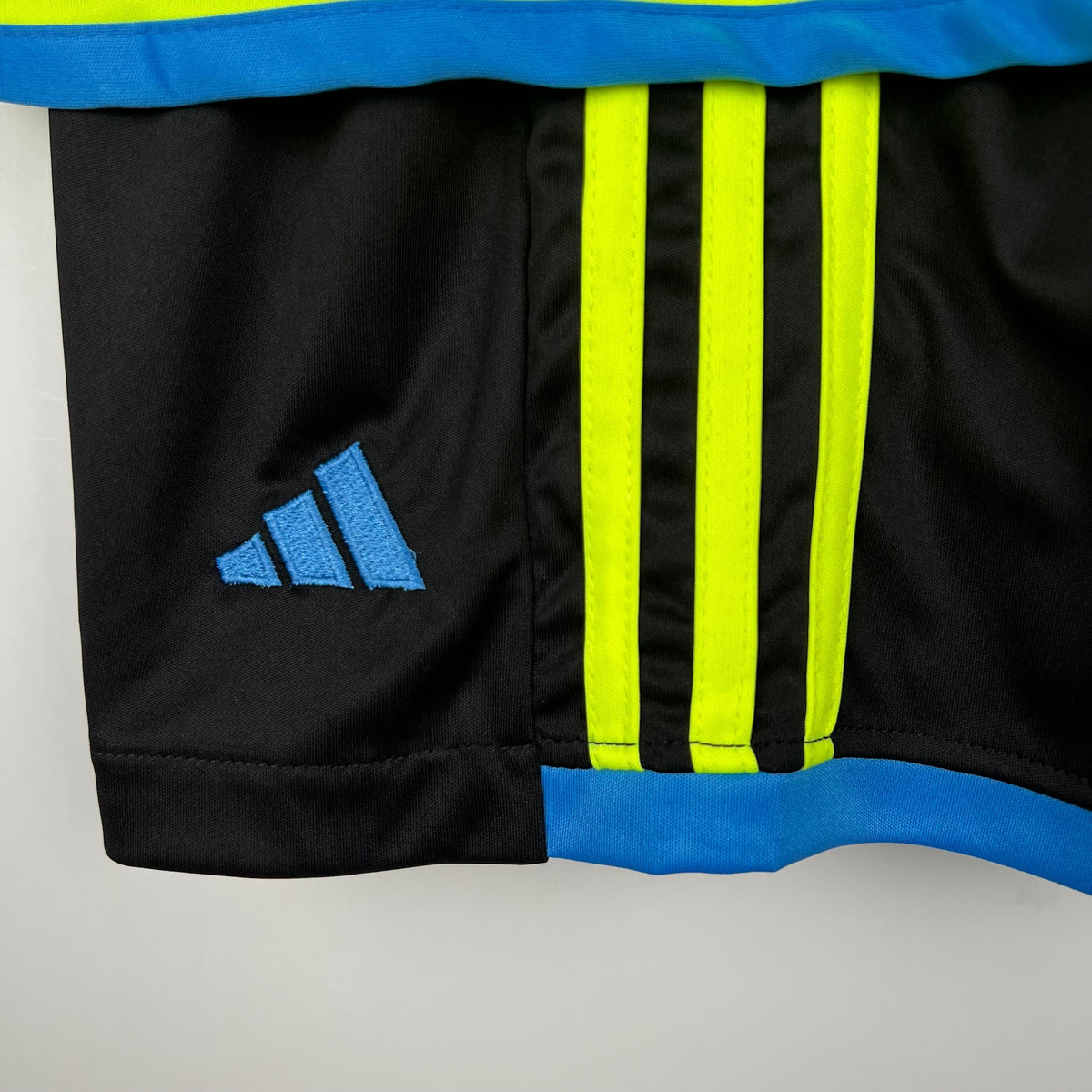 ARSENAL V 23/24 KIDS KIT