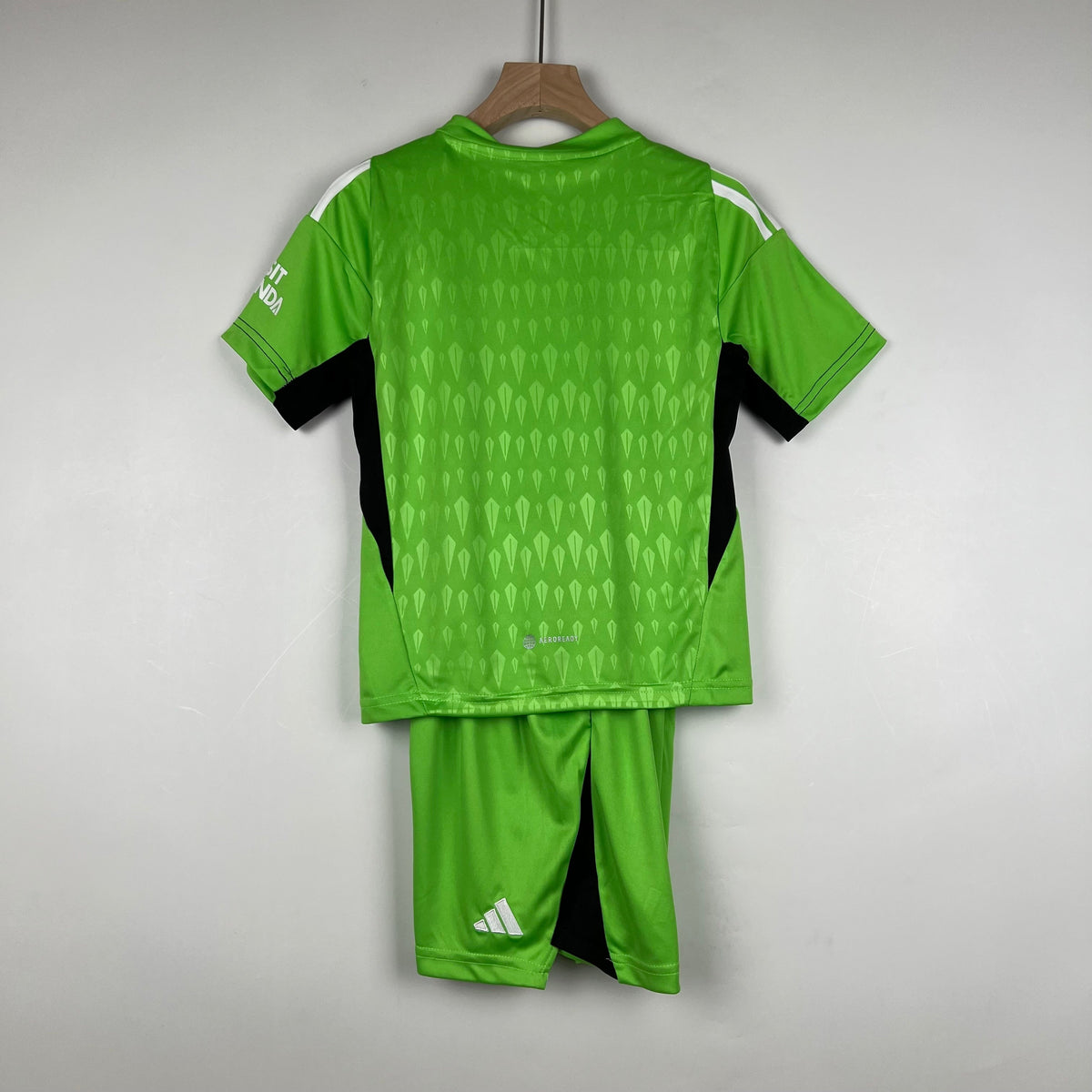 ARSENAL GOALKEEPER/GOALKEEPER II 23/24 KIDS KIT