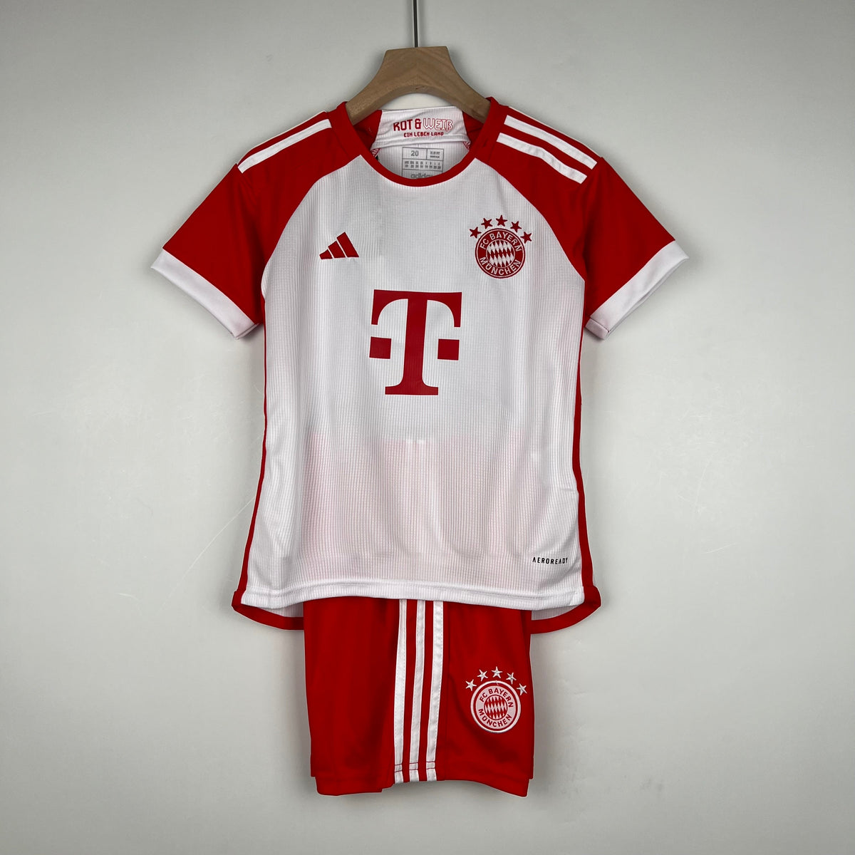 BAYERN MUNICH I 23/24 KIDS KIT