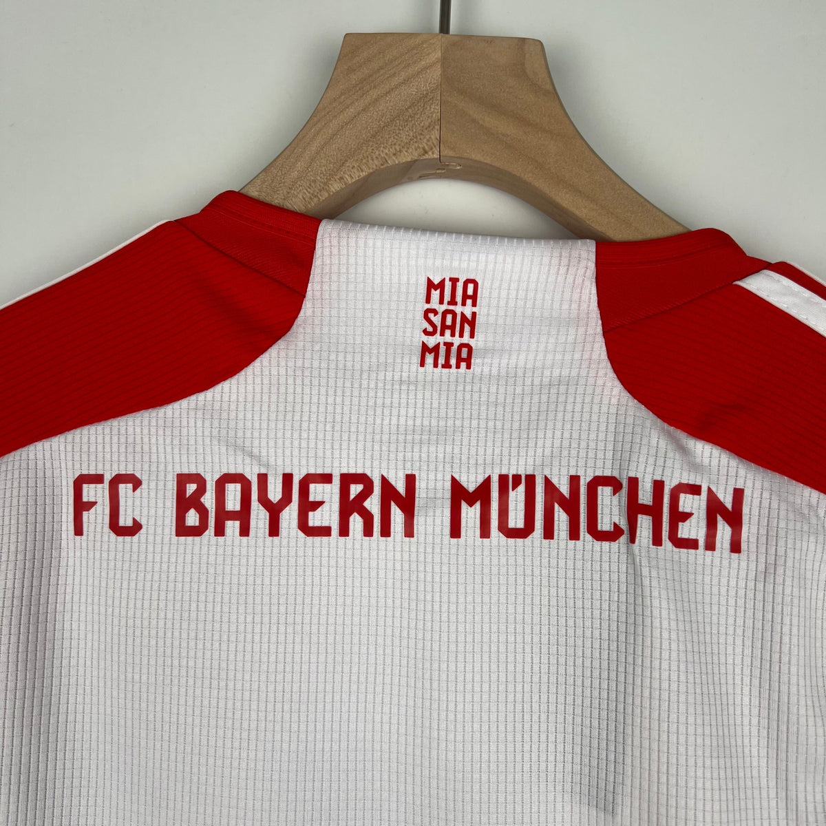 BAYERN MUNICH I 23/24 KIDS KIT