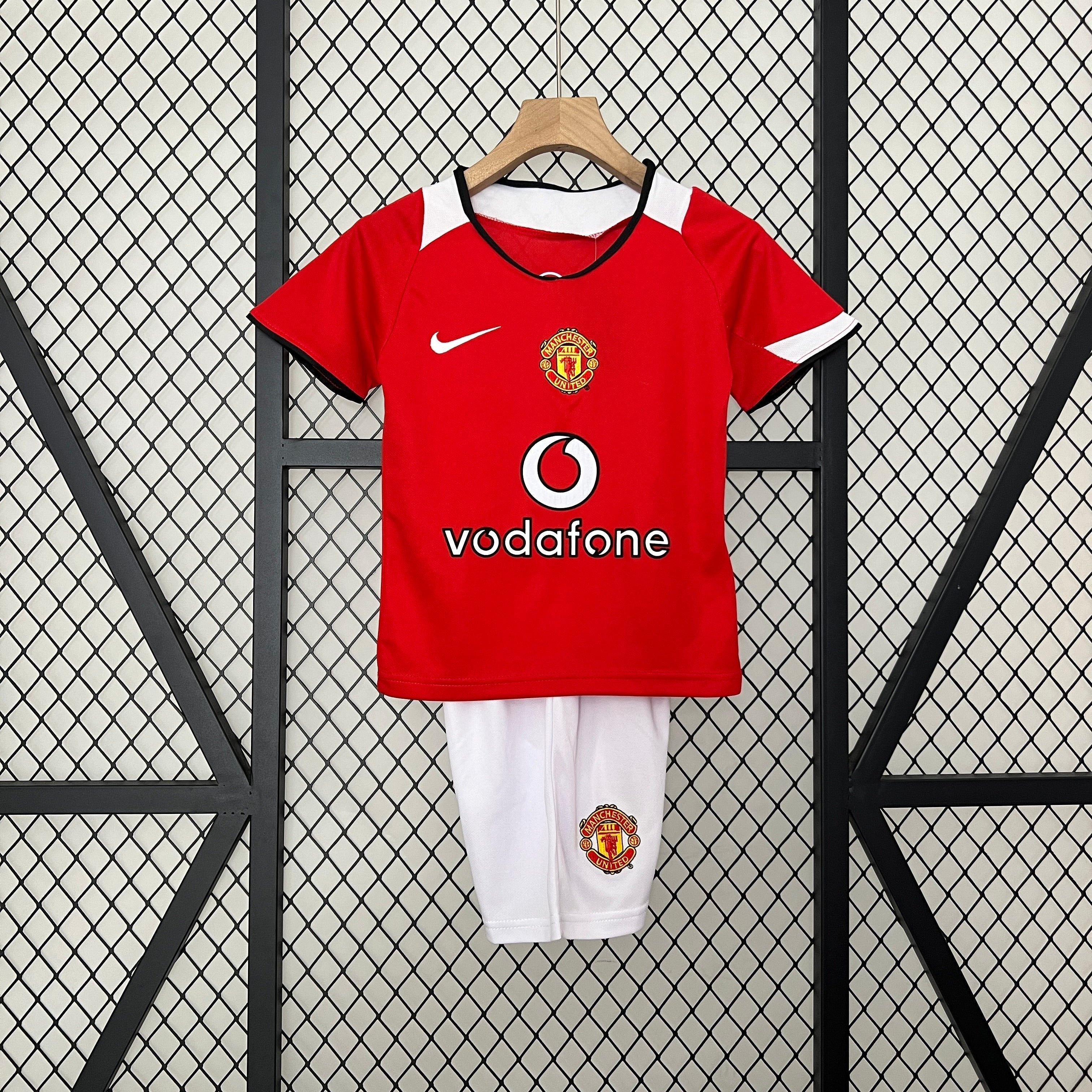 JERSEY MANCHESTER UNITED I 05/06 KIDS KIT (RETRO)