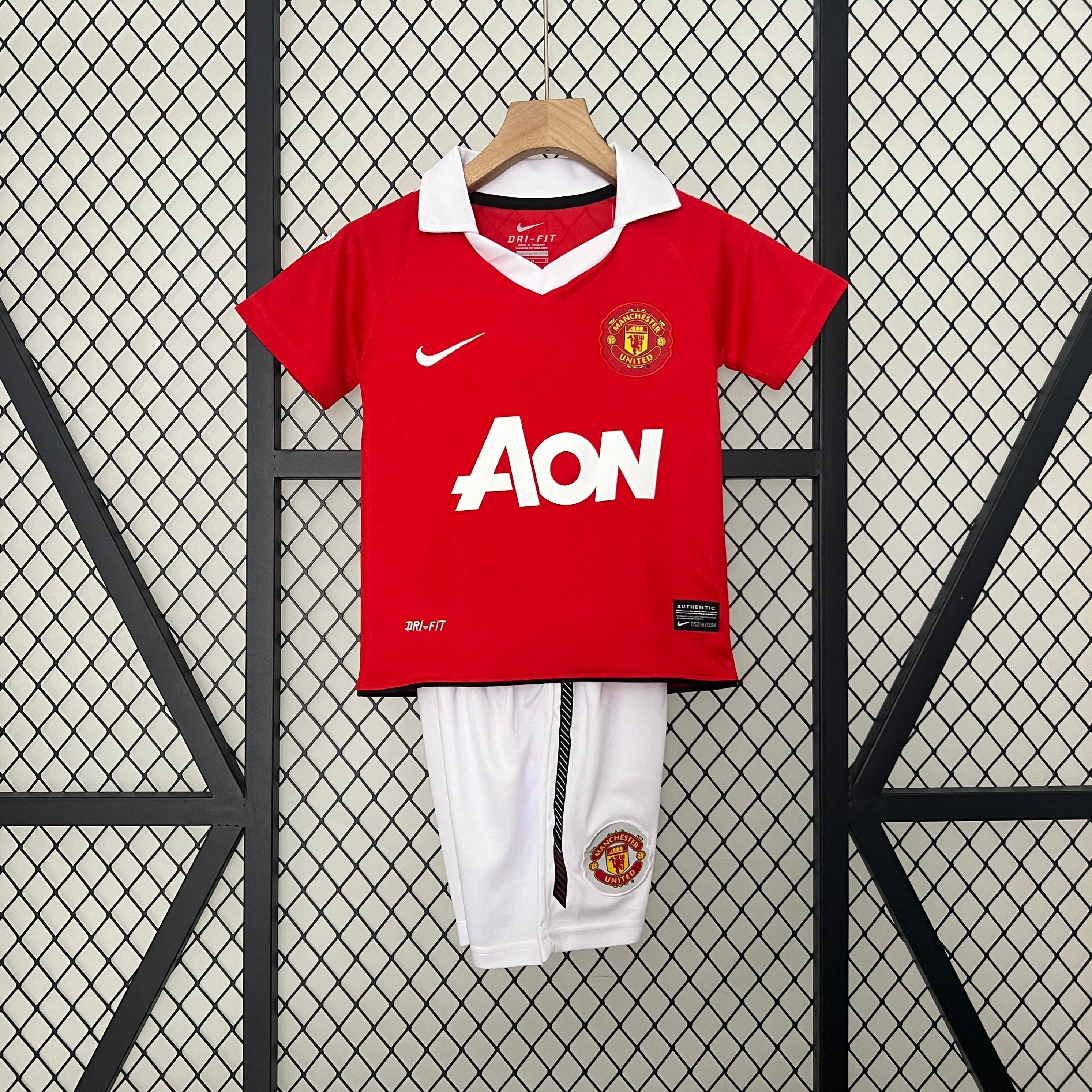 JERSEY MANCHESTER UNITED I 10/11 KIDS KIT (RETRO)