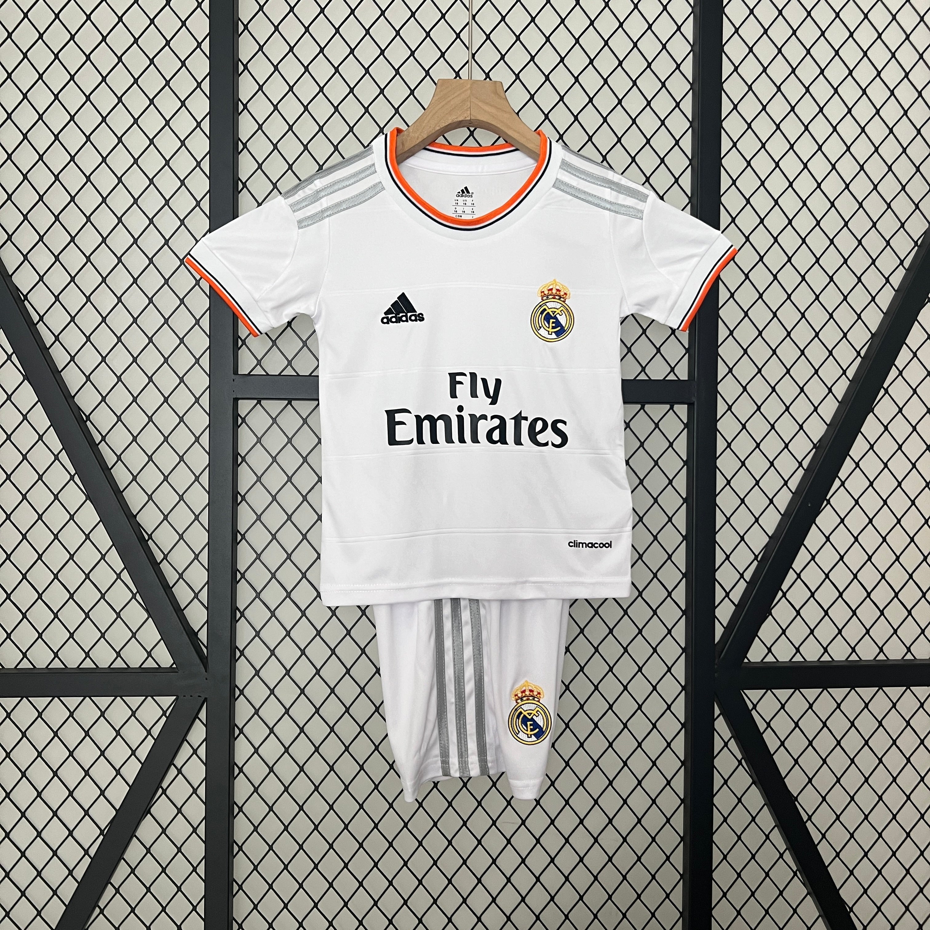 JERSEY REAL MADRID I 13/14 KIDS KIT (RETRO)