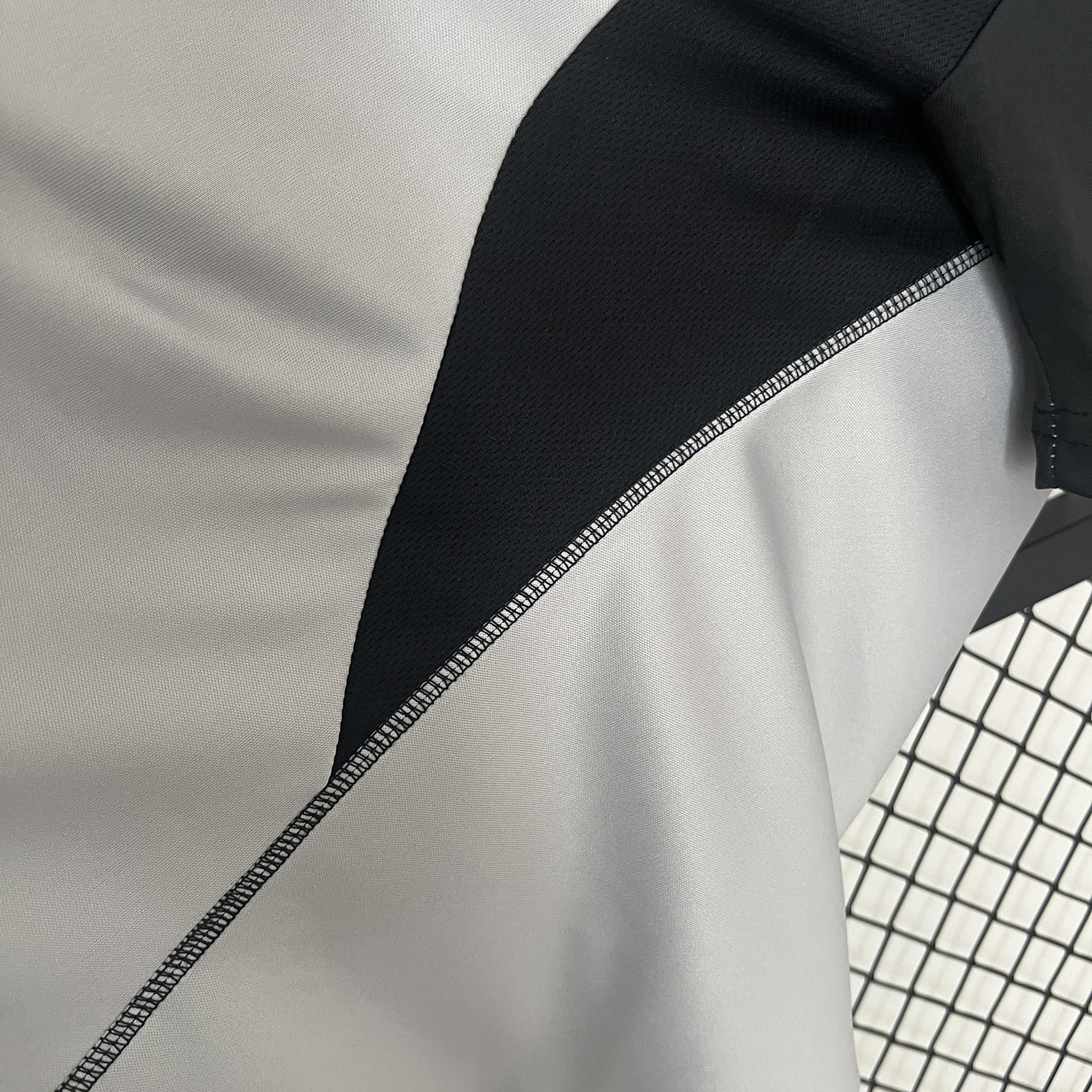 JERSEY FLAMENGO TRAINING 24/25 WOMEN