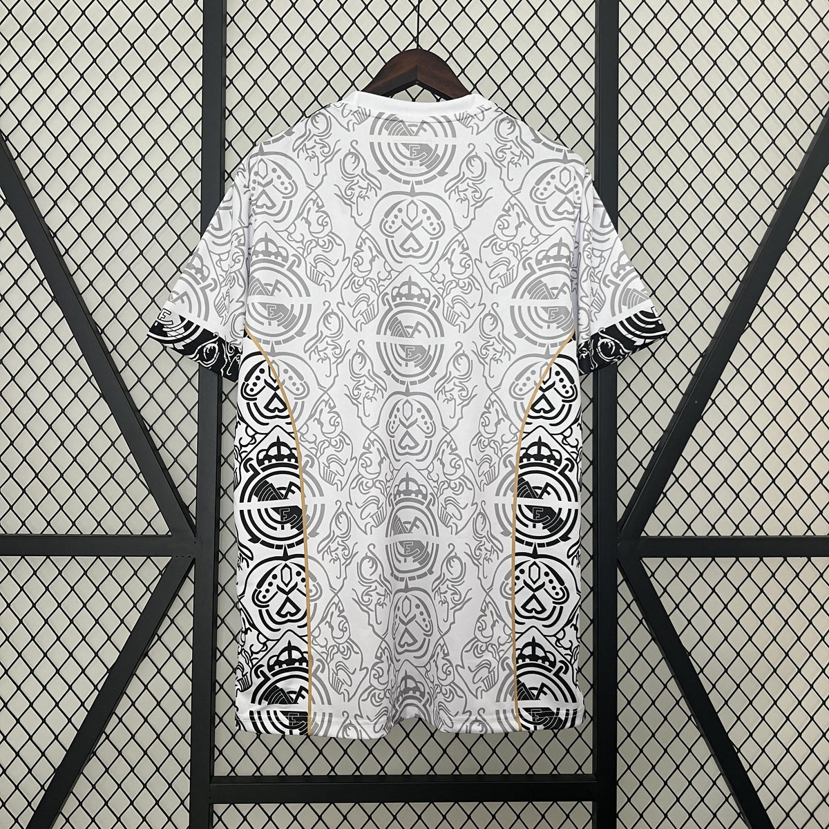 JERSEY REAL MADRID SPECIAL EDITION LIMITED II 24/25 MEN