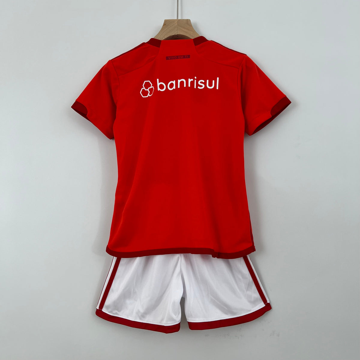 INTERNACIONAL I 23/24 KIDS KIT