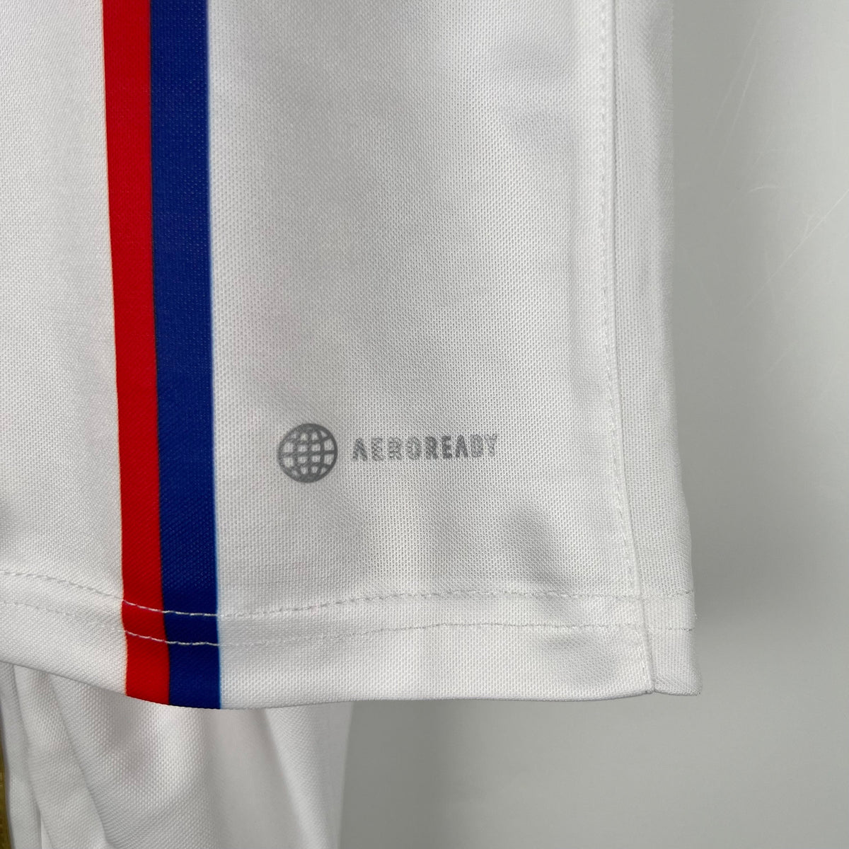 LYON I 23/24 KIDS KIT