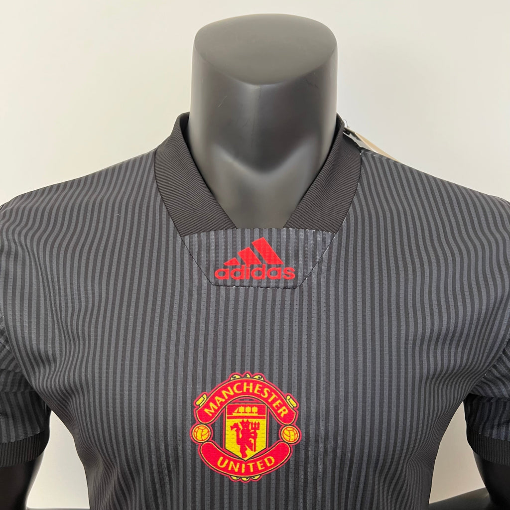 MANCHESTER UNITED SPECIAL EDITION I 23/24 MEN (PLAYER VERSION)