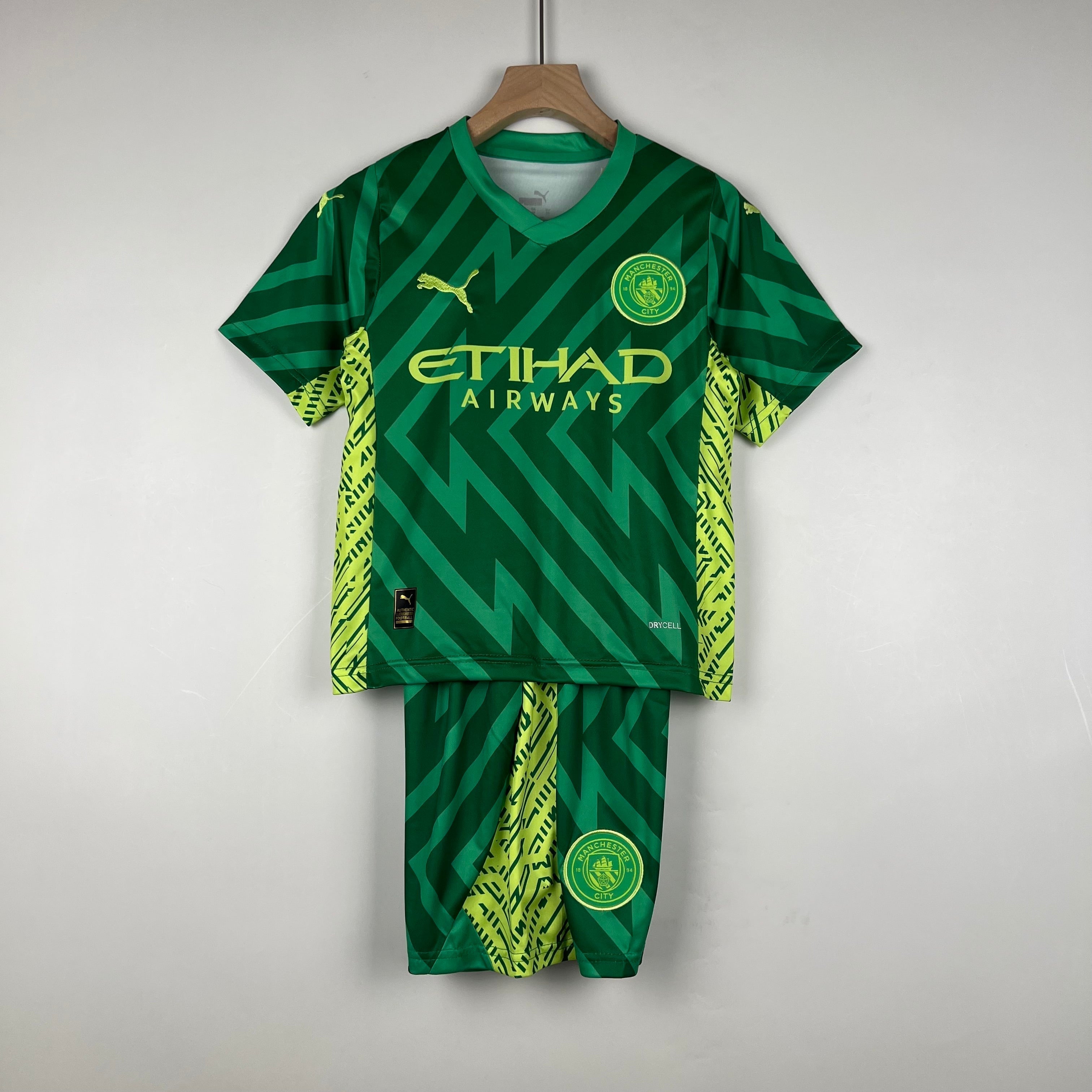 MANCHESTER CITY II GOALKEEPER/GOALKEEPER 23/24 KIDS KIT