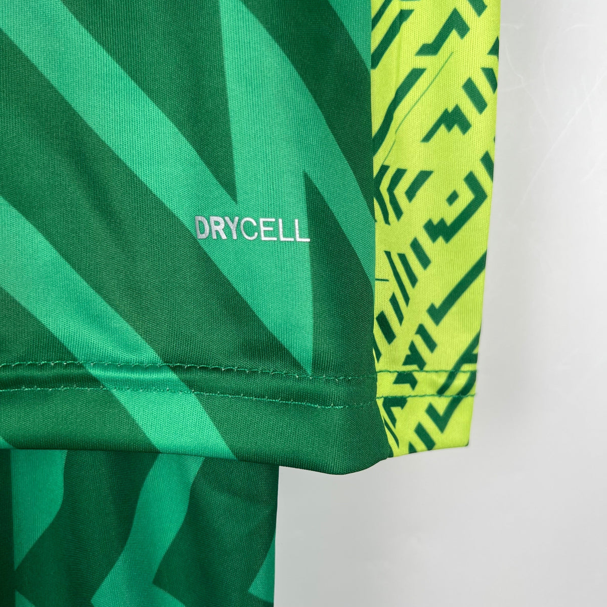 MANCHESTER CITY II GOALKEEPER/GOALKEEPER 23/24 KIDS KIT