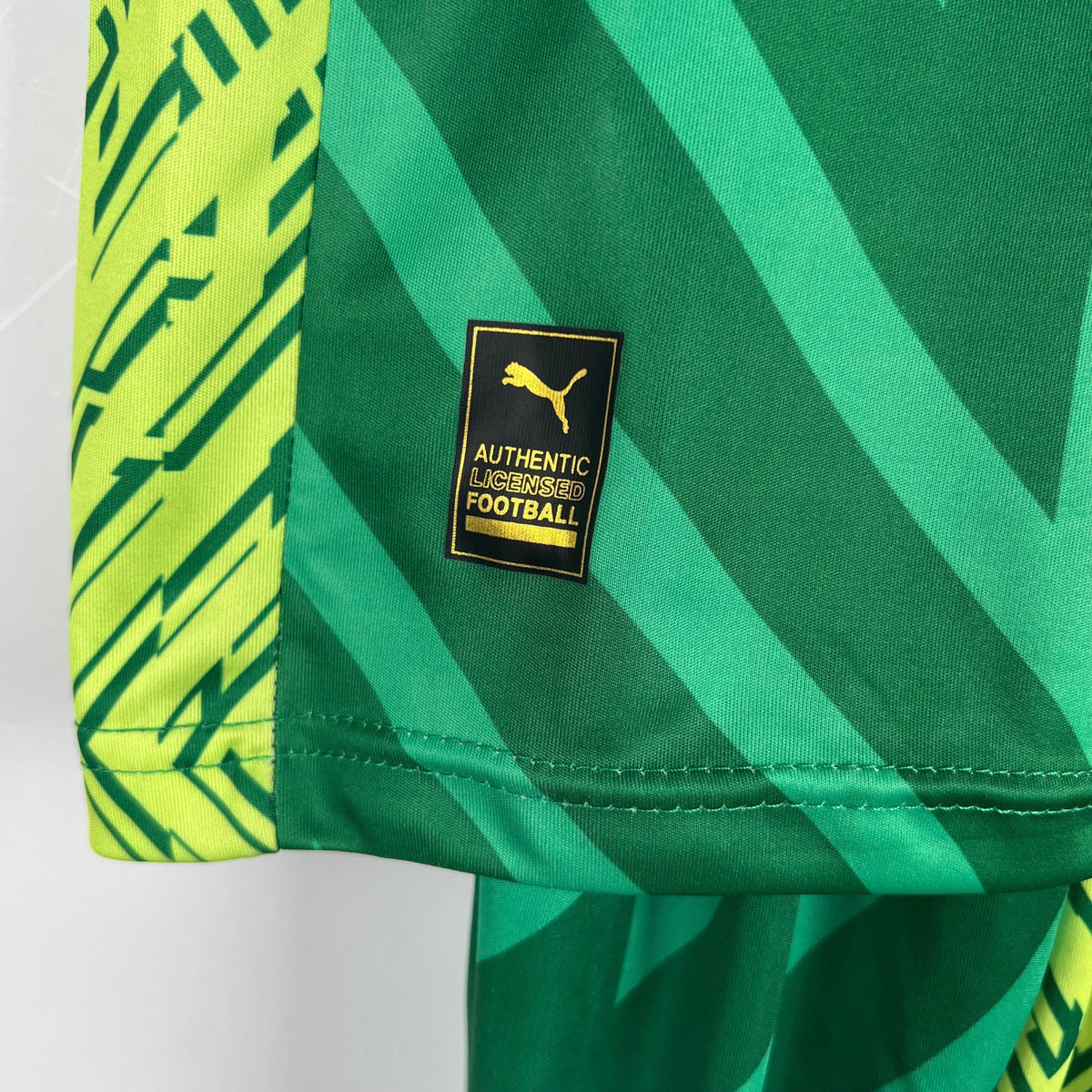 MANCHESTER CITY II GOALKEEPER/GOALKEEPER 23/24 KIDS KIT