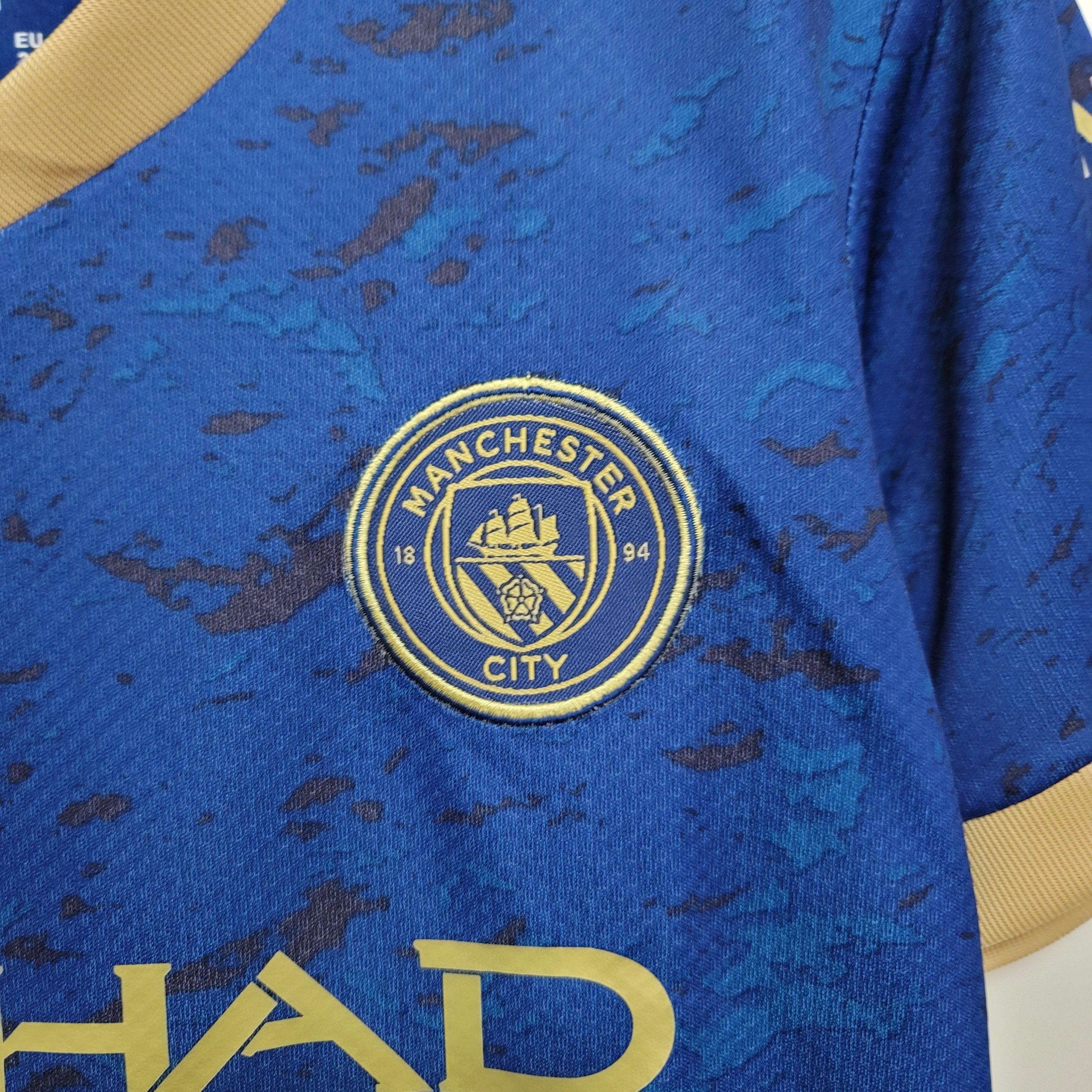 MANCHESTER CITY III 23/24 KIDS KIT