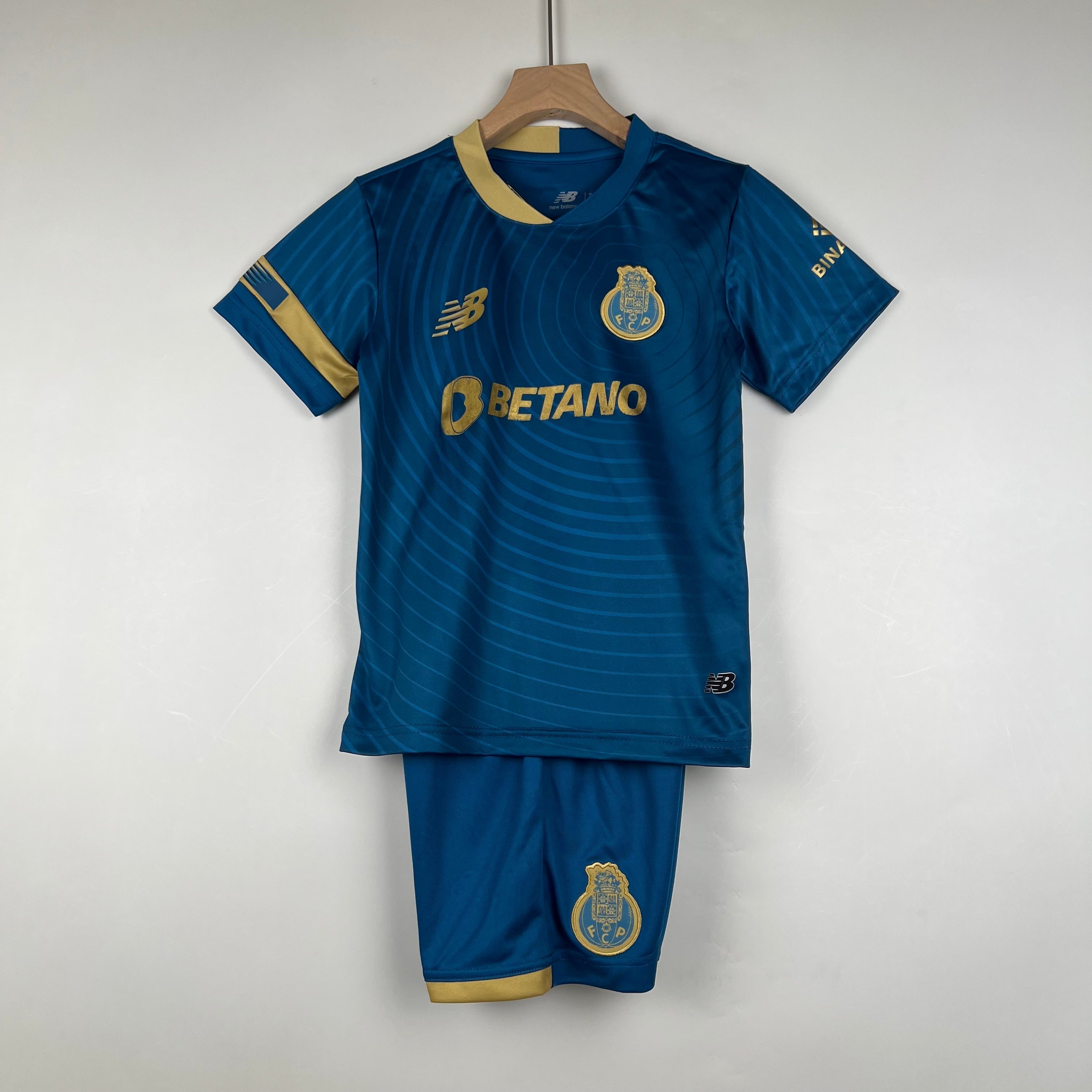 PORTO III 23/24 KIDS KIT