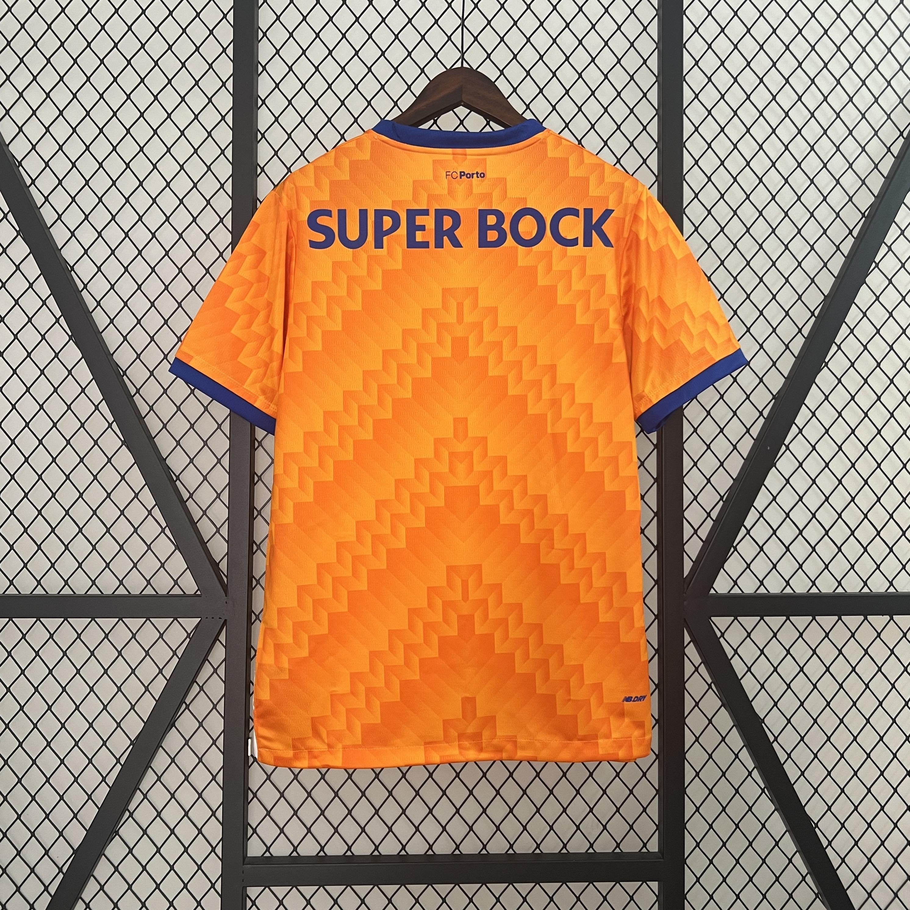 PORTO II 24/25 MEN (IN STOCK)