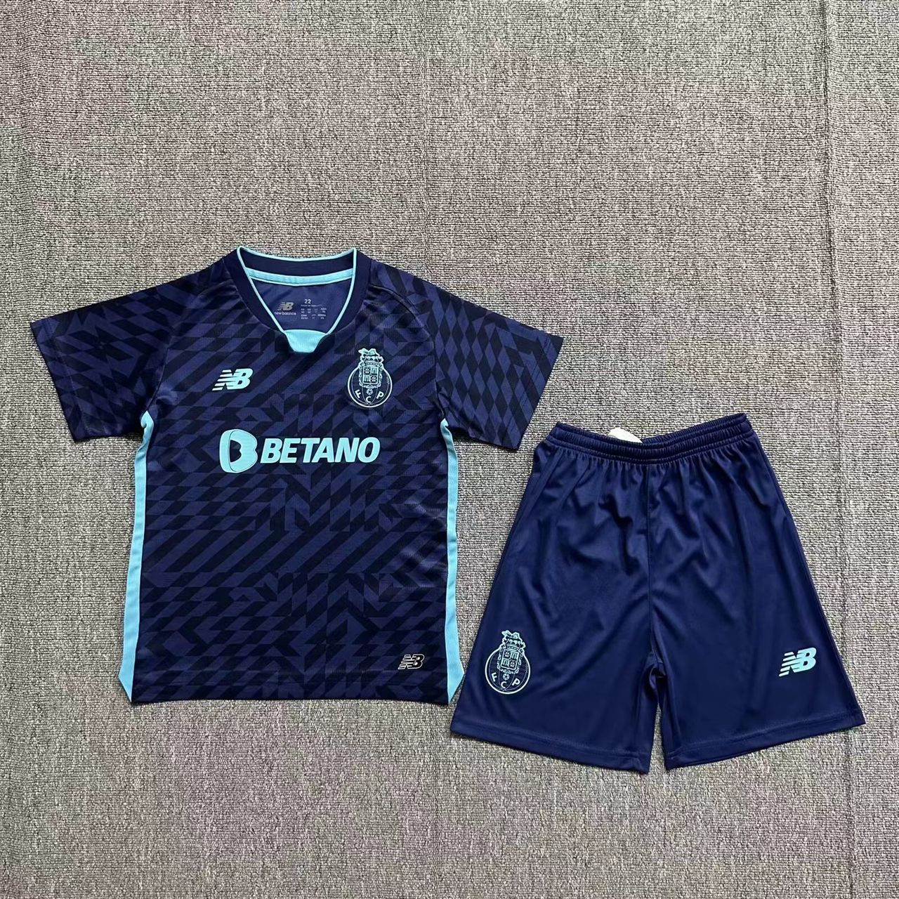 PORTO III 24/25 KIDS KIT
