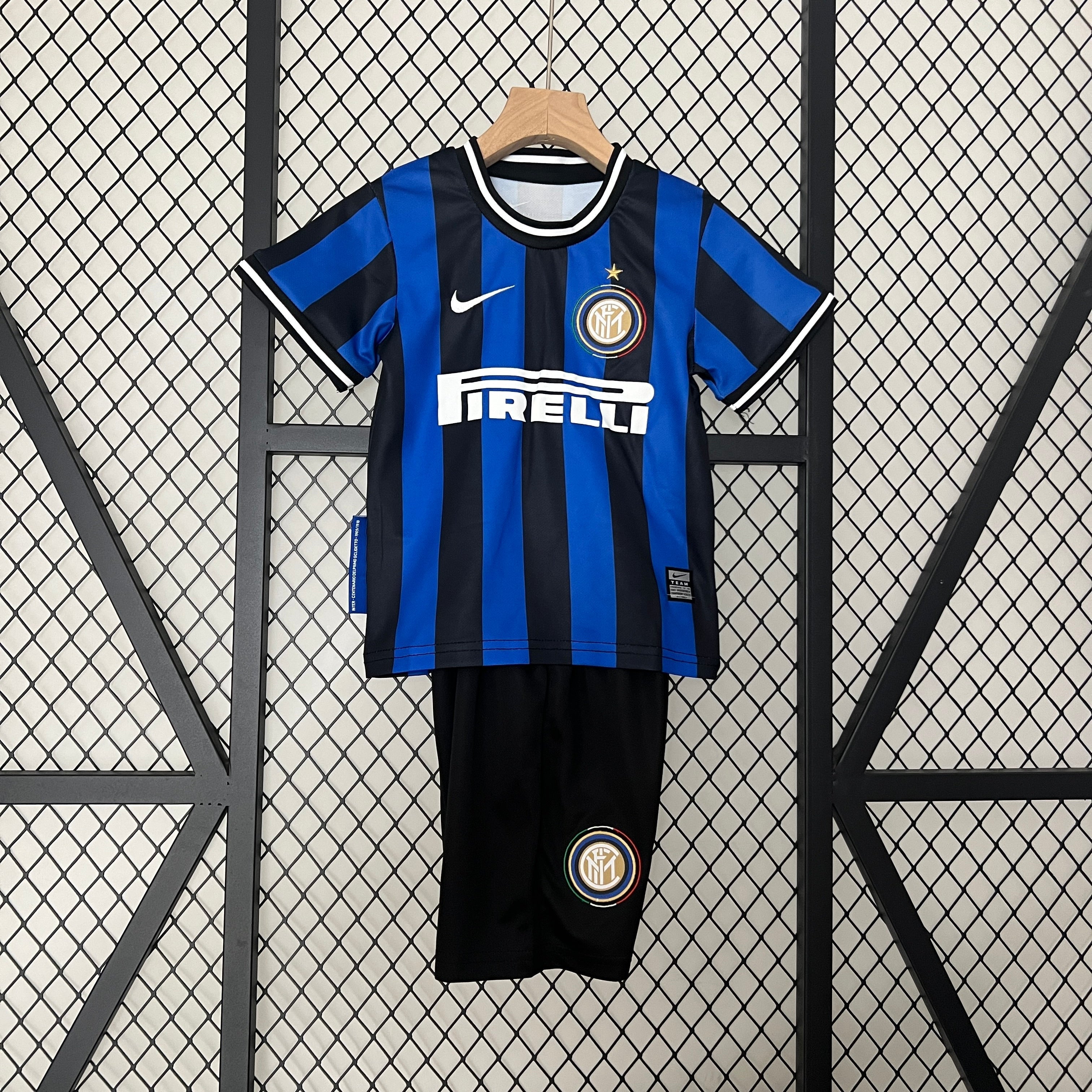 JERSEY INTER MILAN I 09/10 KIDS KIT (RETRO)