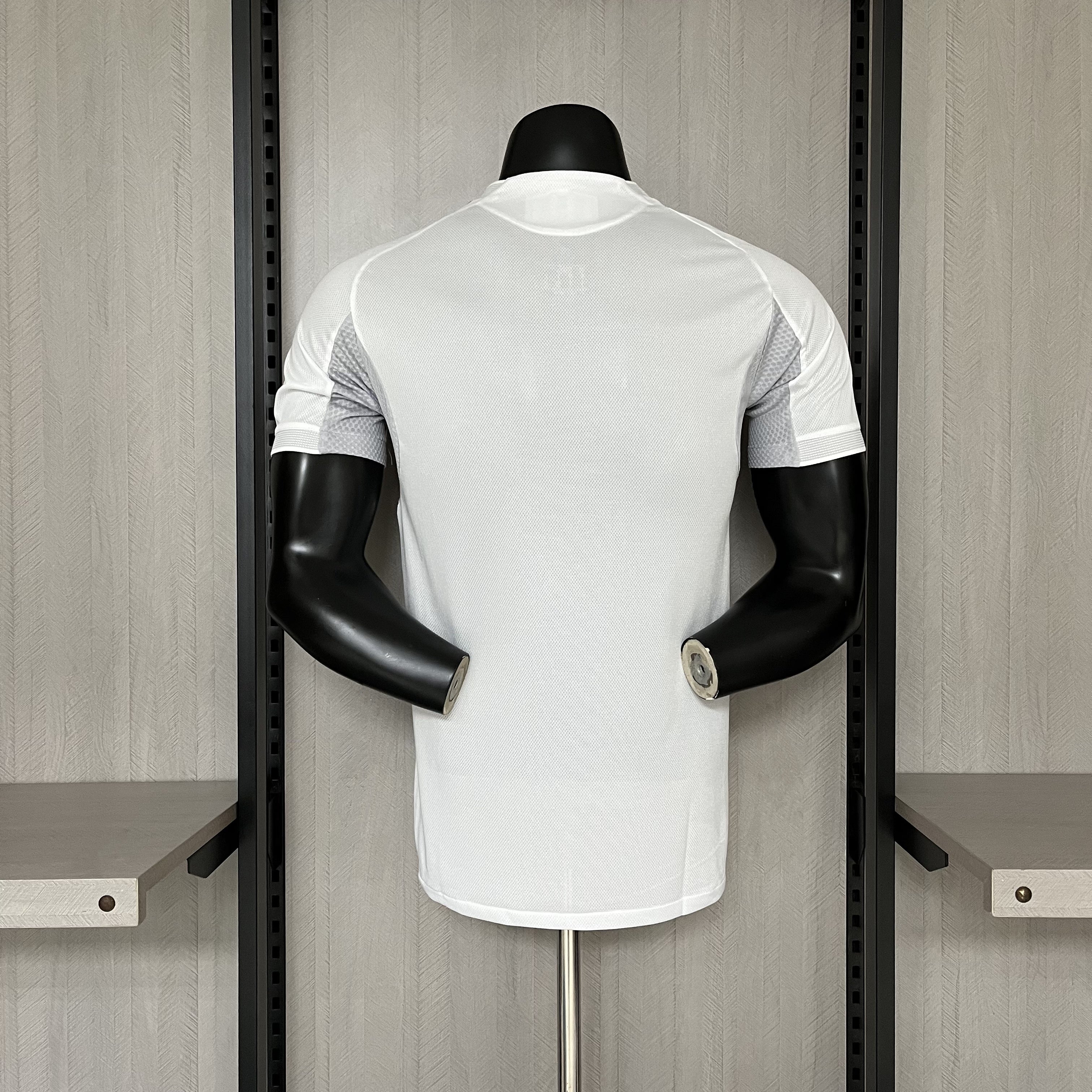 25/25 REAL MADRID HOME PLAYER VERSION