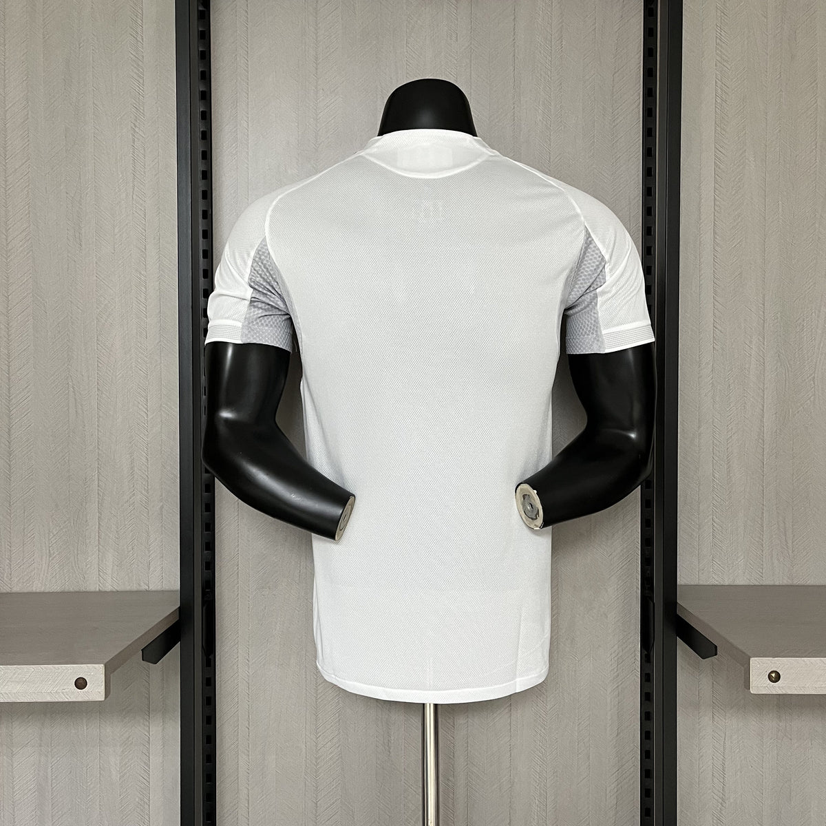 25/25 REAL MADRID HOME PLAYER VERSION
