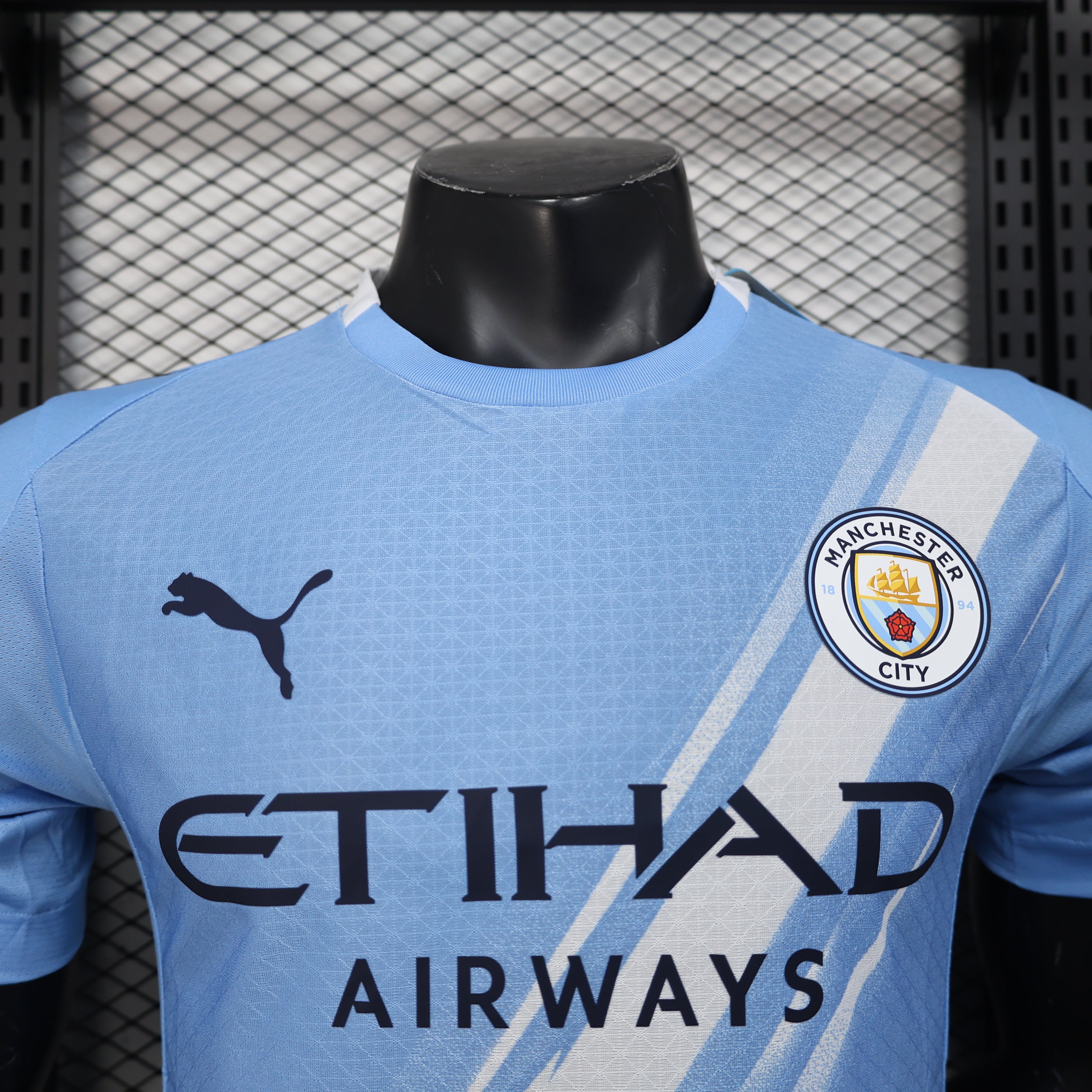 25/26 MANCHESTER CITY HOME PLAYER VERSION